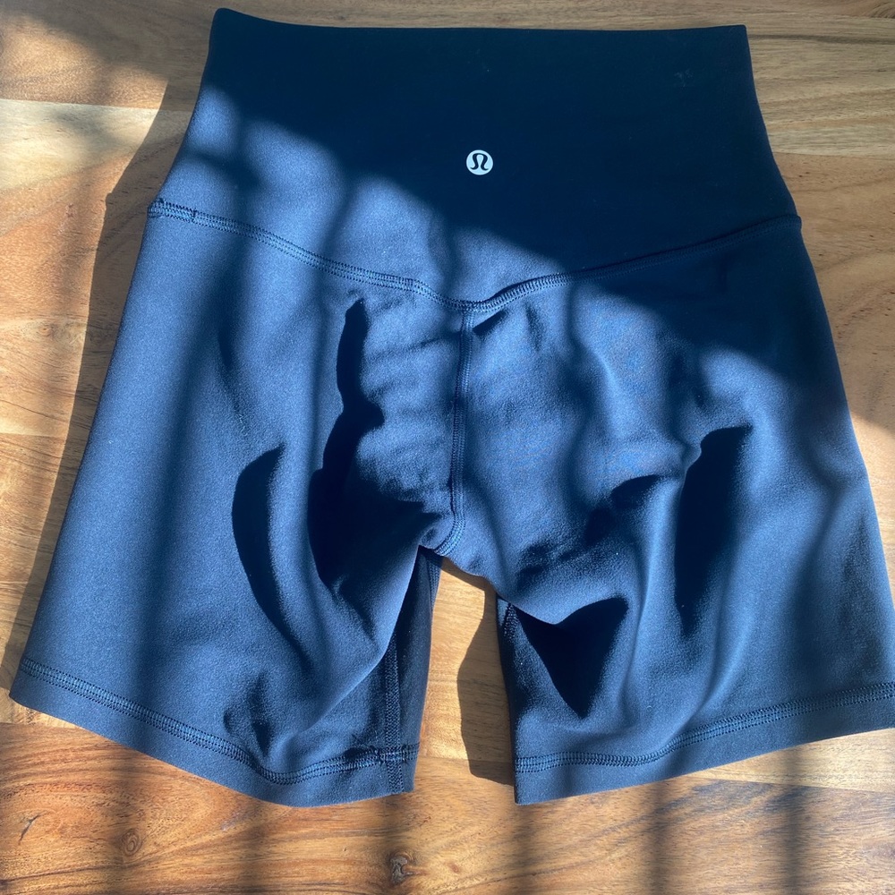 Lululemon Align 6” Shorts